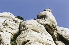 Montserrati mägesid on sadade milonite aastate jooksul kujundanud päike ja vesi